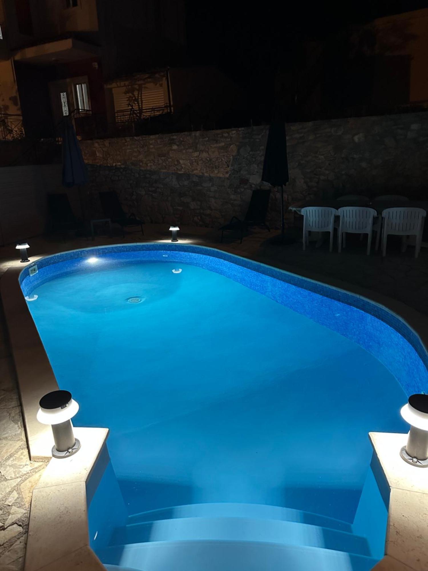 פלטניאס Katie'S Luxury Place מראה חיצוני תמונה